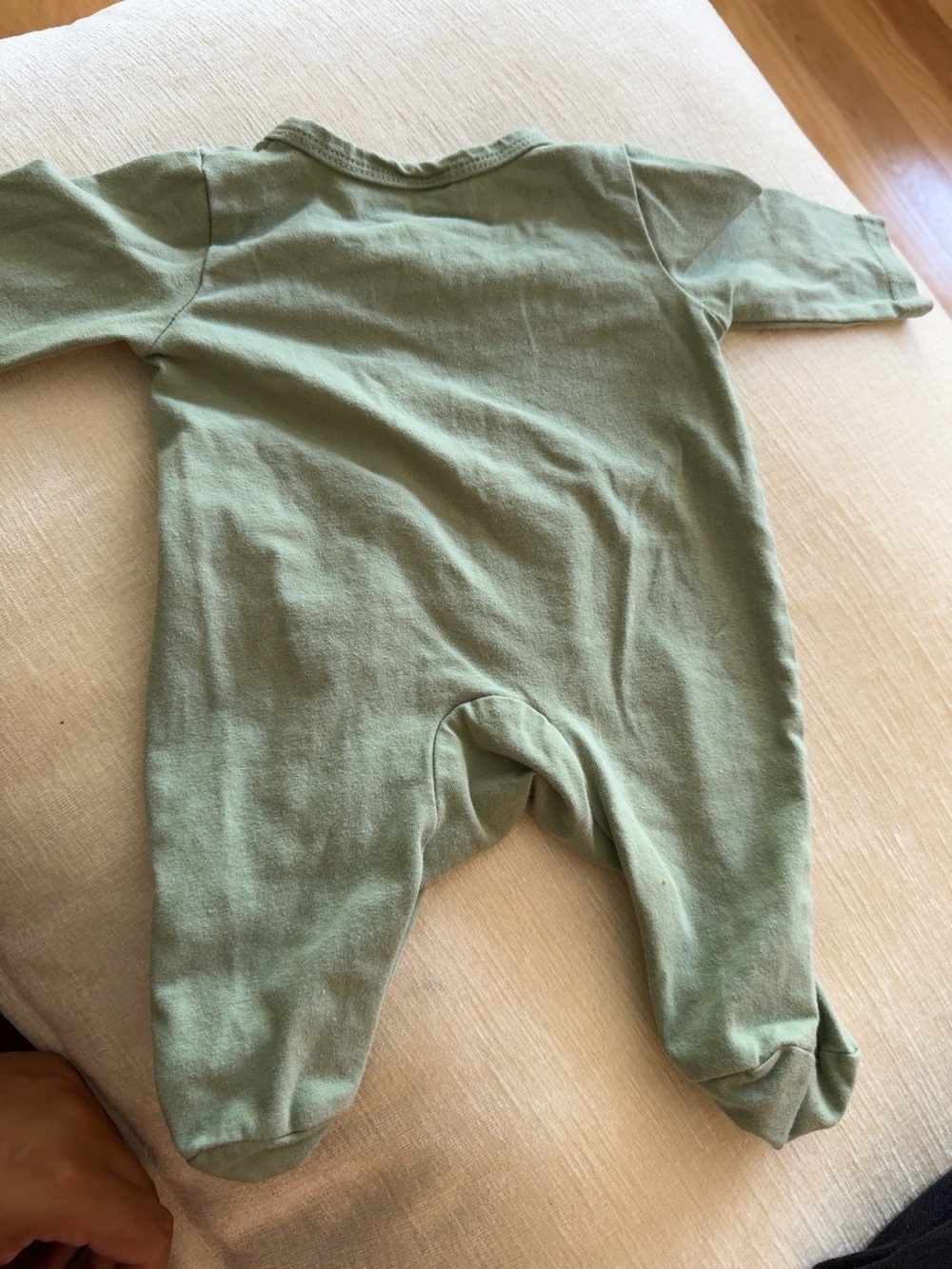 SHEIN Baby Avocado Footed Sleeper 0-1M Green Snap Pajamas Unisex - Picture 7 of 7